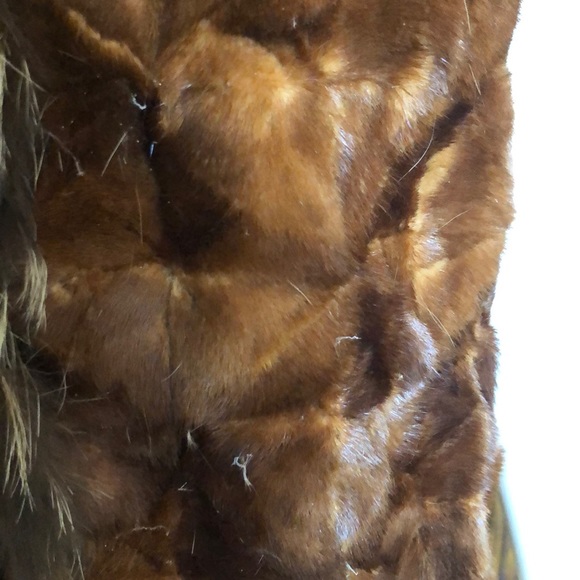 Vest - Picture 3 of 6